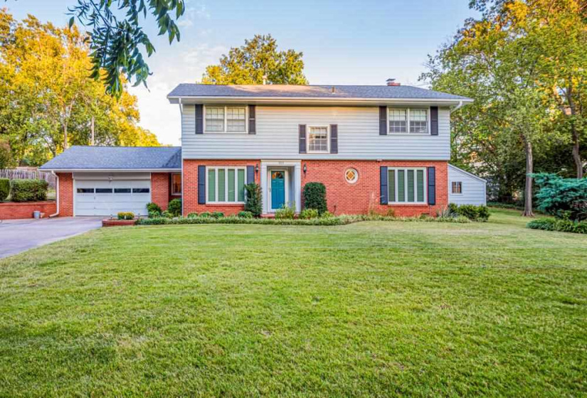 4 Bedrooms Bedrooms, 0 ,3 BathroomsBathrooms,Residential,Single Family,Eyler,2,133045