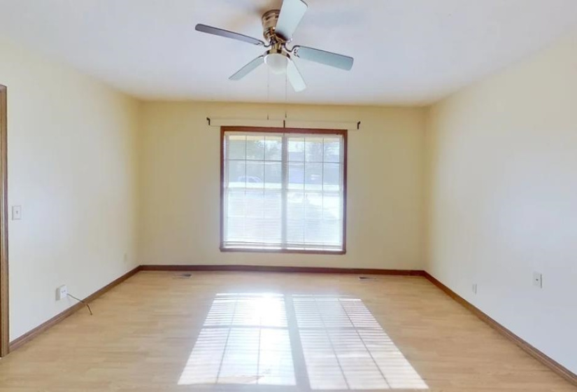 3 Bedrooms Bedrooms, 0 ,2 BathroomsBathrooms,Residential,Single Family,Frontier,1,133047