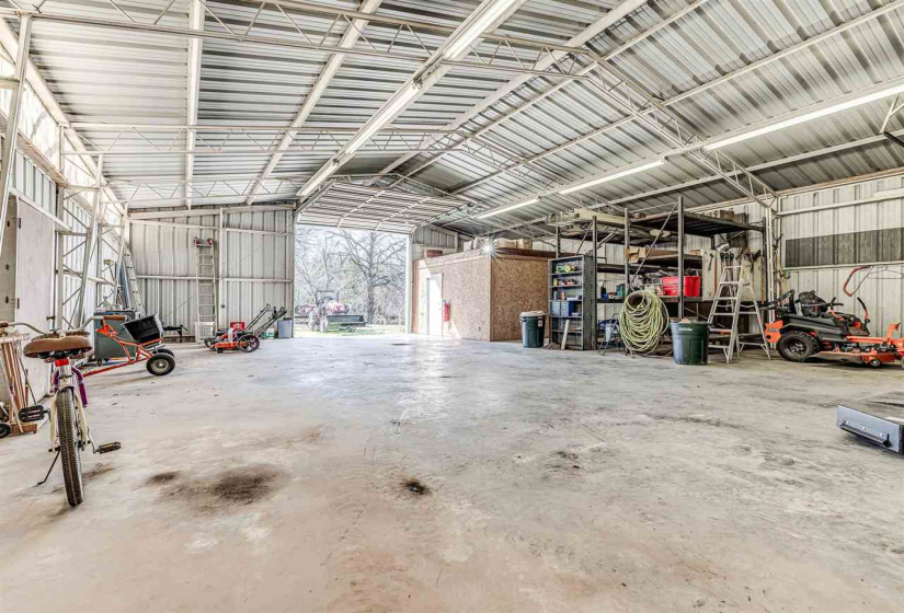 5 Bedrooms Bedrooms, 0 ,3 BathroomsBathrooms,Residential,Single Family,15th,2,133050