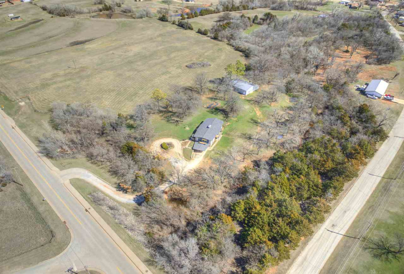 5 Bedrooms Bedrooms, 0 ,3 BathroomsBathrooms,Residential,Single Family,15th,2,133050