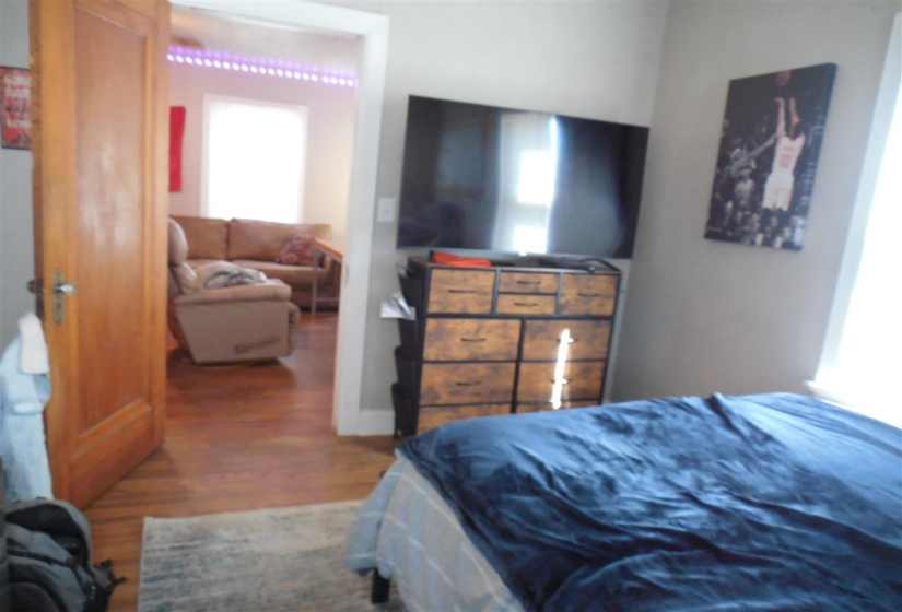 5 Bedrooms Bedrooms, 0 ,3 BathroomsBathrooms,Residential,Single Family,10th,1,133056