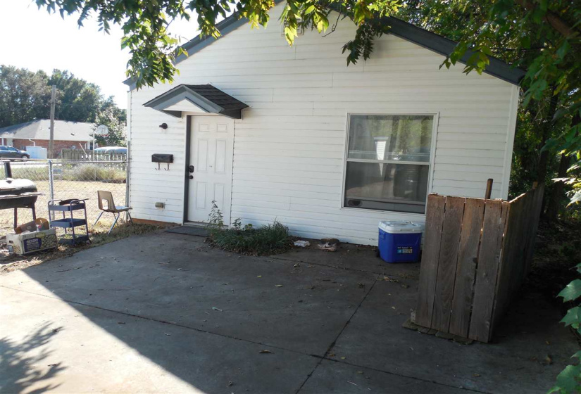 5 Bedrooms Bedrooms, 0 ,3 BathroomsBathrooms,Residential,Single Family,10th,1,133056