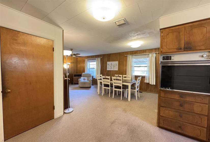 3 Bedrooms Bedrooms, 0 ,2 BathroomsBathrooms,Residential,Single Family,Howerton,1,133058