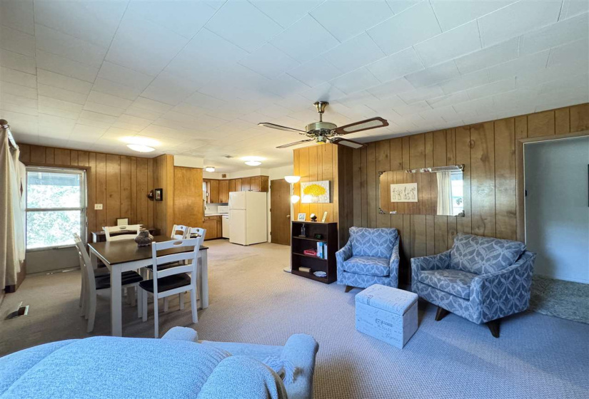 3 Bedrooms Bedrooms, 0 ,2 BathroomsBathrooms,Residential,Single Family,Howerton,1,133058