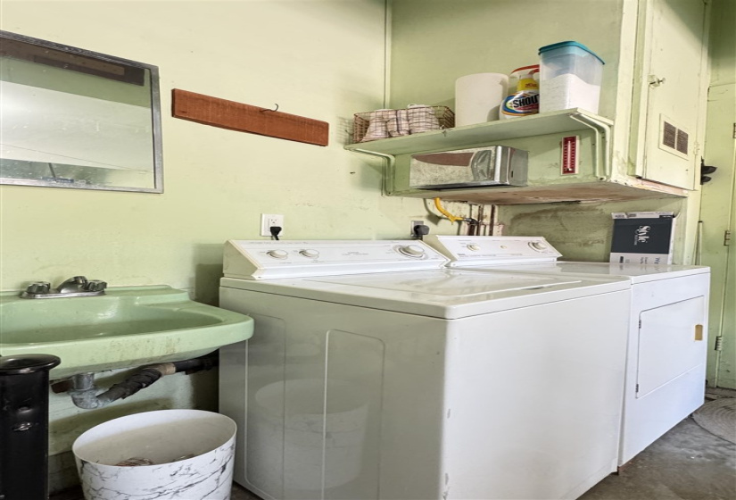 3 Bedrooms Bedrooms, 0 ,2 BathroomsBathrooms,Residential,Single Family,Howerton,1,133058