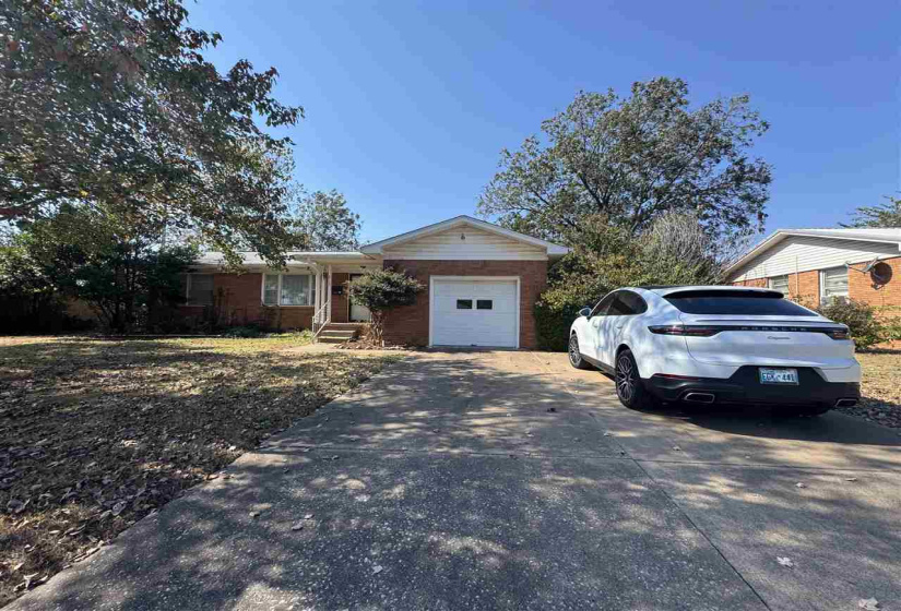 3 Bedrooms Bedrooms, 0 ,2 BathroomsBathrooms,Residential,Single Family,Howerton,1,133058