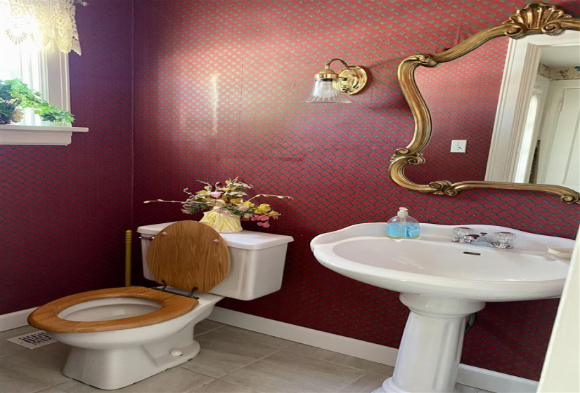 4 Bedrooms Bedrooms, 0 ,1 BathroomBathrooms,Residential,Single Family,Monroe,1.5,133059