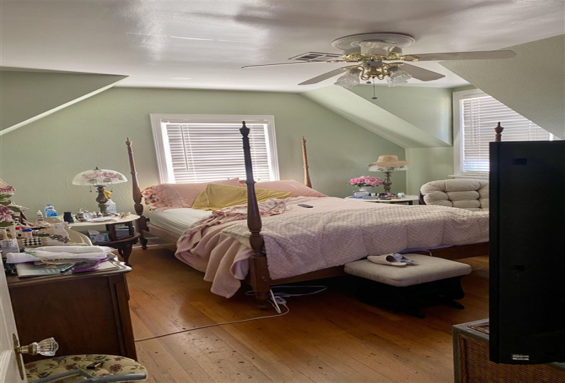 4 Bedrooms Bedrooms, 0 ,1 BathroomBathrooms,Residential,Single Family,Monroe,1.5,133059