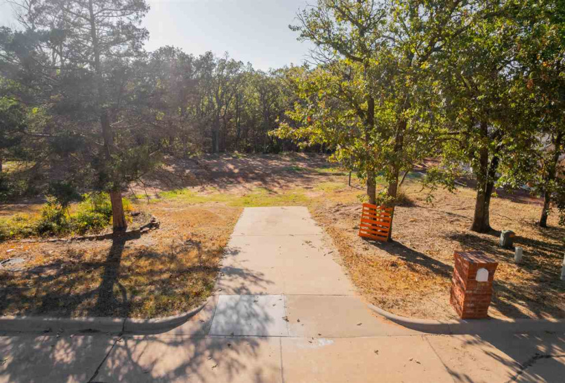 0 , 0 ,0,Lots/land,Platted,Hidden Oaks,0,133063