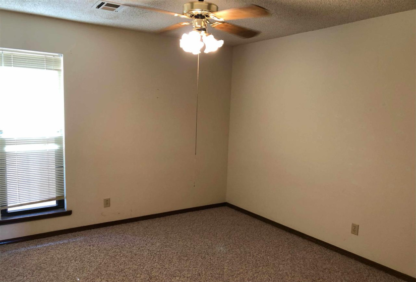 3 Bedrooms Bedrooms, 0 ,2 BathroomsBathrooms,Residential,Single Family,30th,1,133068