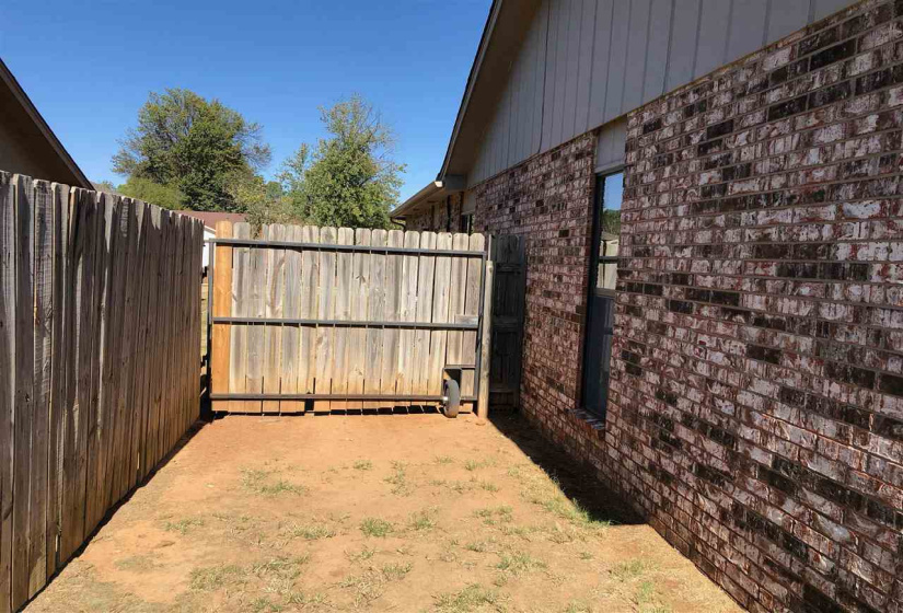 3 Bedrooms Bedrooms, 0 ,2 BathroomsBathrooms,Residential,Single Family,30th,1,133068