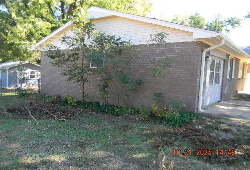 3 Bedrooms Bedrooms, 0 ,2 BathroomsBathrooms,Residential,Single Family,12th,1,133070