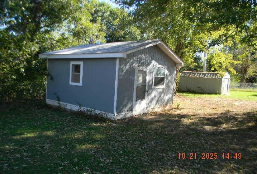 3 Bedrooms Bedrooms, 0 ,2 BathroomsBathrooms,Residential,Single Family,12th,1,133070