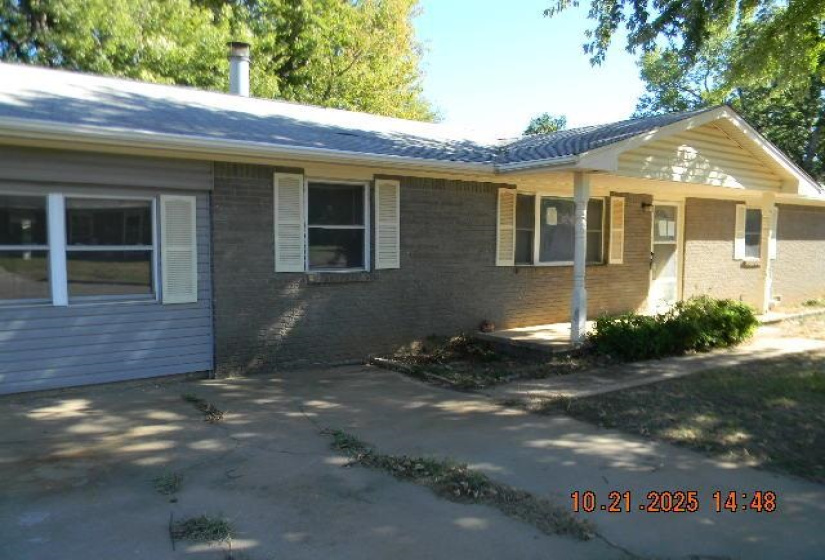 3 Bedrooms Bedrooms, 0 ,2 BathroomsBathrooms,Residential,Single Family,12th,1,133070
