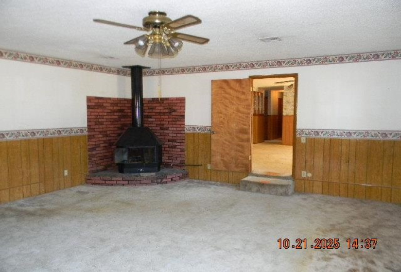 3 Bedrooms Bedrooms, 0 ,2 BathroomsBathrooms,Residential,Single Family,12th,1,133070