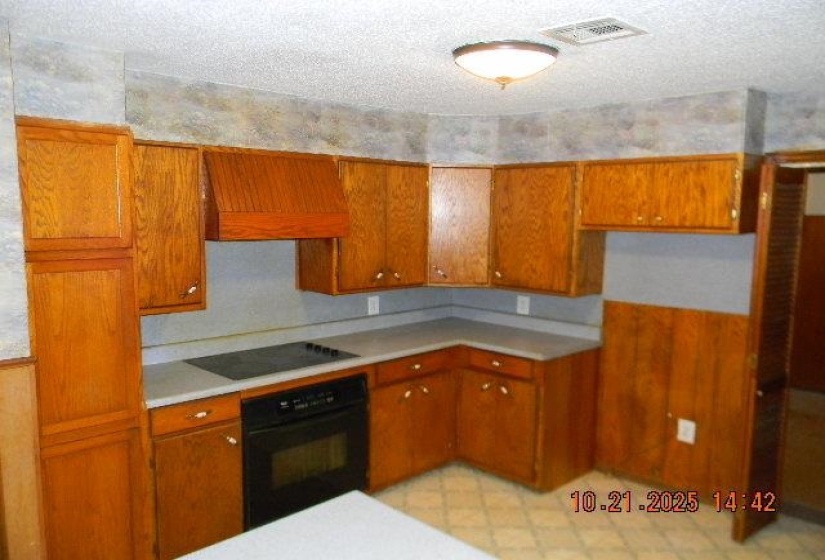 3 Bedrooms Bedrooms, 0 ,2 BathroomsBathrooms,Residential,Single Family,12th,1,133070