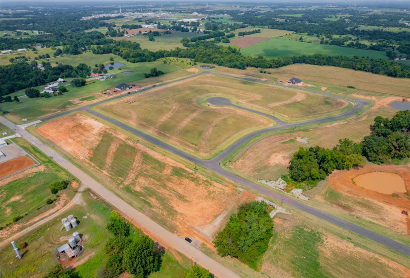 0 , 0 ,0,Lots/land,Platted,Crooked Oak,0,133072