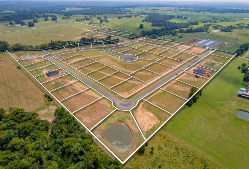 0 , 0 ,0,Lots/land,Platted,Moonlight Hollow,0,133078