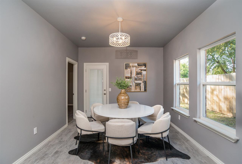 3 Bedrooms Bedrooms, 0 ,2 BathroomsBathrooms,Residential,Single Family,Grove,1,133101