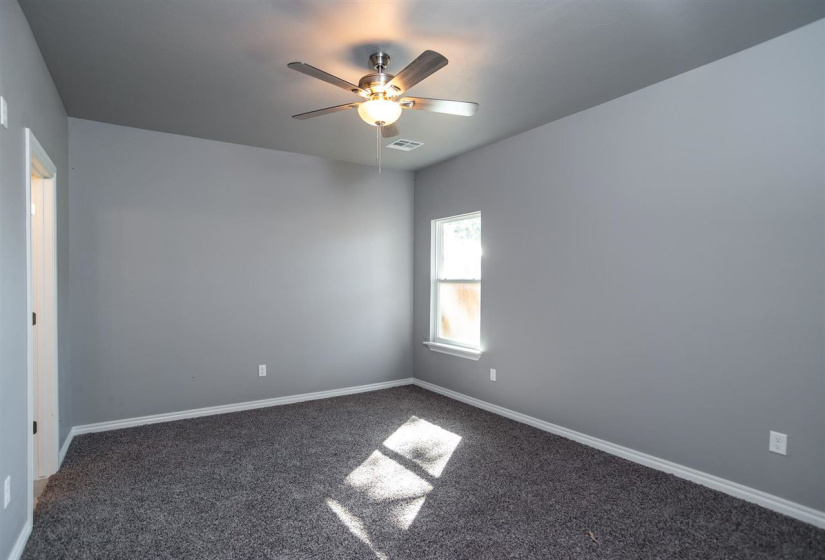 3 Bedrooms Bedrooms, 0 ,2 BathroomsBathrooms,Residential,Single Family,Grove,1,133101