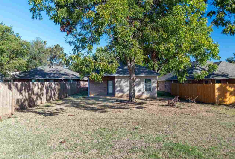 3 Bedrooms Bedrooms, 0 ,2 BathroomsBathrooms,Residential,Single Family,Grove,1,133101