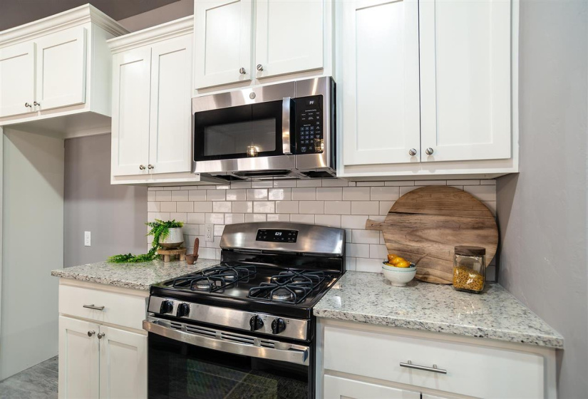 3 Bedrooms Bedrooms, 0 ,2 BathroomsBathrooms,Residential,Single Family,Grove,1,133101