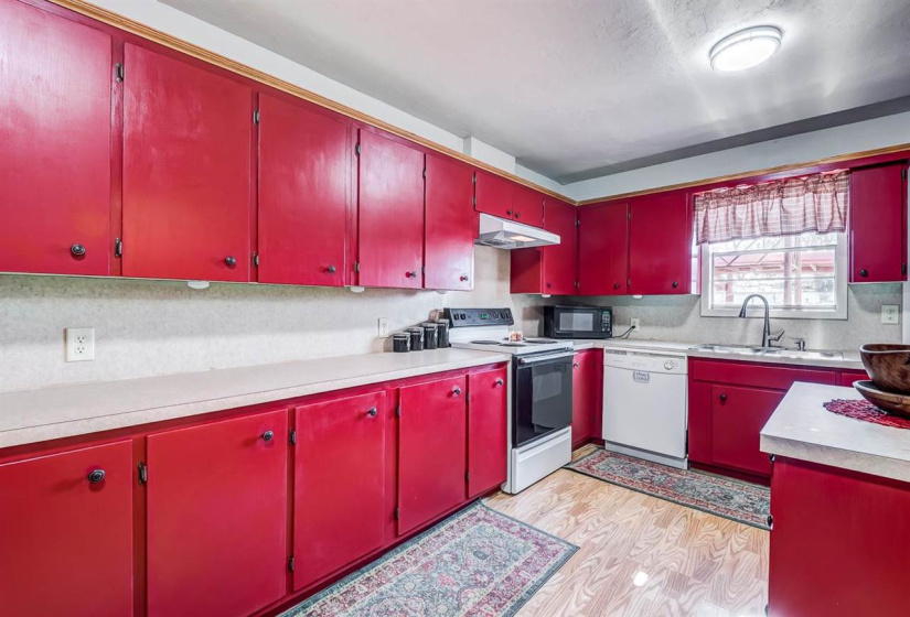 3 Bedrooms Bedrooms, 0 ,2 BathroomsBathrooms,Residential,Single Family,Knipe,1,133103