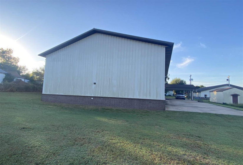 5 Bedrooms Bedrooms, 0 ,0,Residential,Single Family,Baty,2,133105