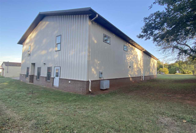 5 Bedrooms Bedrooms, 0 ,0,Residential,Single Family,Baty,2,133105