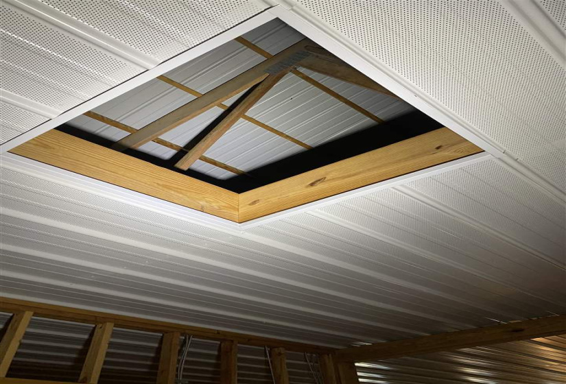 5 Bedrooms Bedrooms, 0 ,0,Residential,Single Family,Baty,2,133105