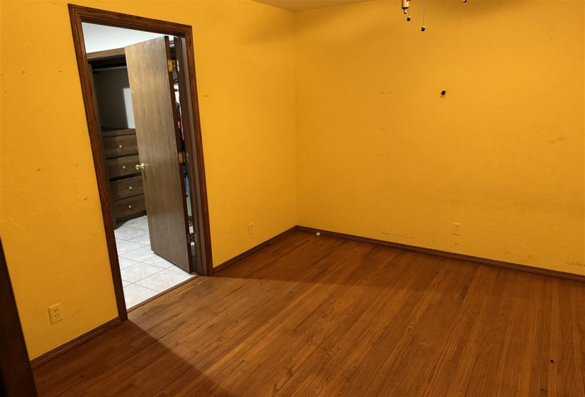 4 Bedrooms Bedrooms, 0 ,4 BathroomsBathrooms,Residential,Single Family,9th,1,133112