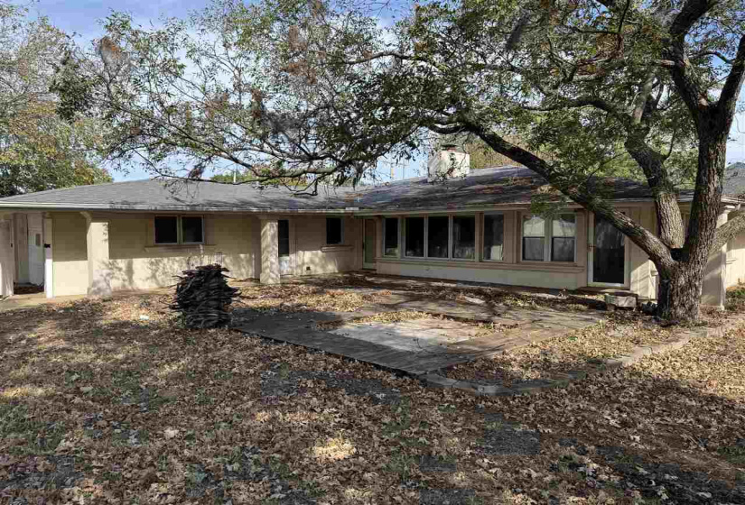 4 Bedrooms Bedrooms, 0 ,4 BathroomsBathrooms,Residential,Single Family,9th,1,133112