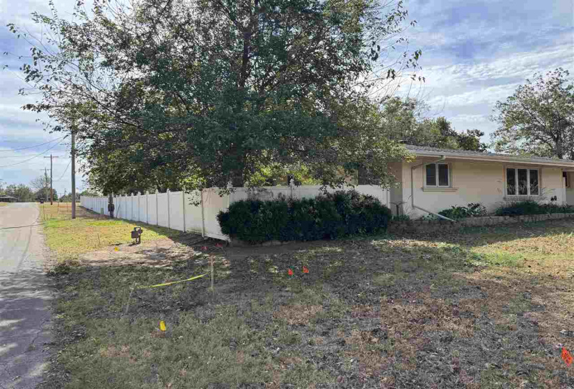 4 Bedrooms Bedrooms, 0 ,4 BathroomsBathrooms,Residential,Single Family,9th,1,133112