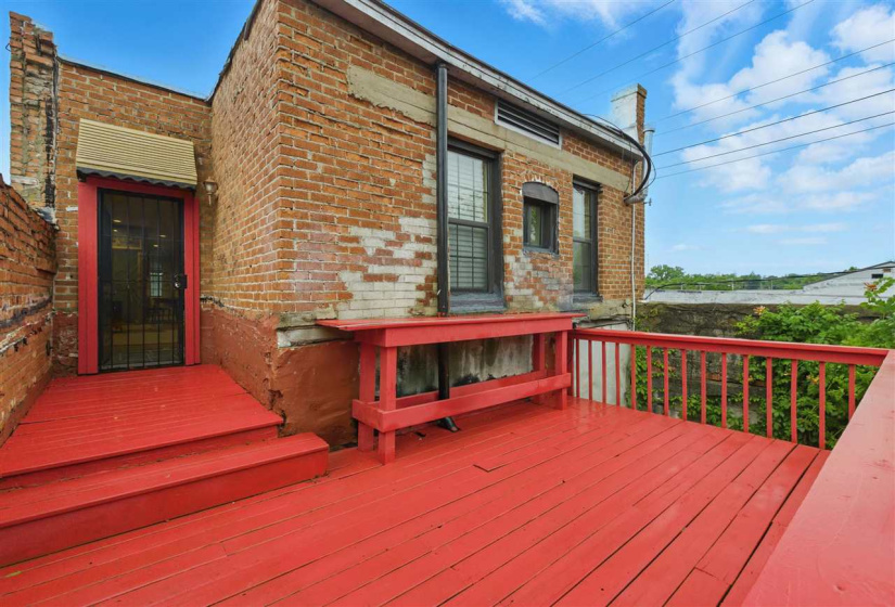 1 Bedroom Bedrooms, 0 ,2 BathroomsBathrooms,Residential,Single Family,Broadway,2,133116