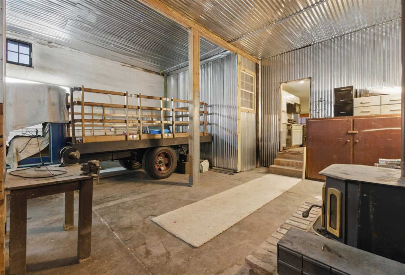 1 Bedroom Bedrooms, 0 ,2 BathroomsBathrooms,Residential,Single Family,Broadway,2,133116