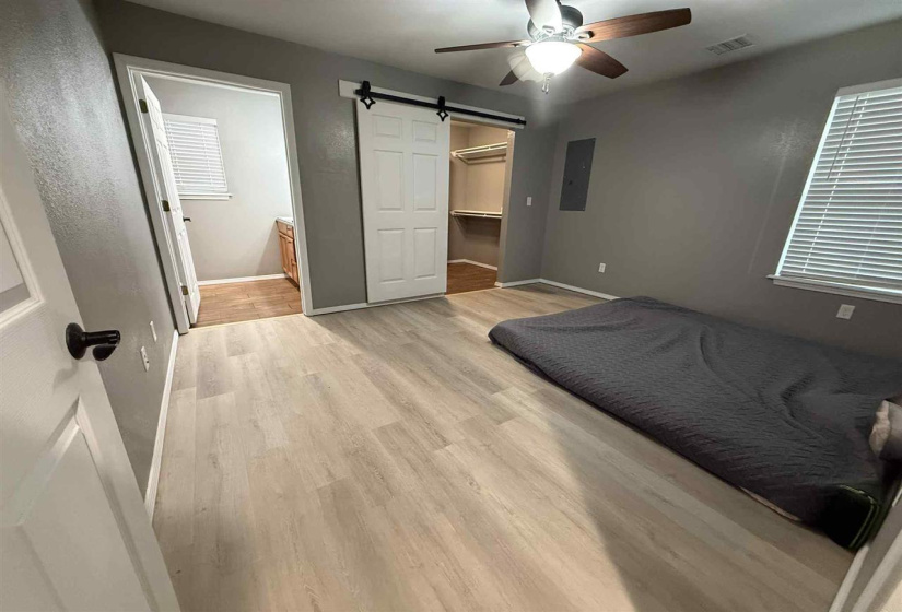 3 Bedrooms Bedrooms, 0 ,2 BathroomsBathrooms,Residential,Single Family,Grand,1,133119