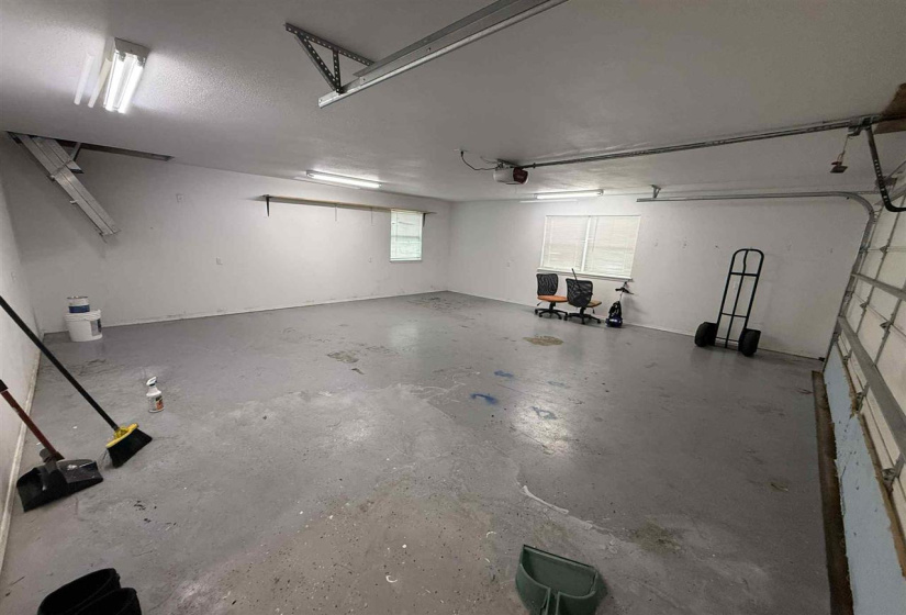 3 Bedrooms Bedrooms, 0 ,2 BathroomsBathrooms,Residential,Single Family,Grand,1,133119