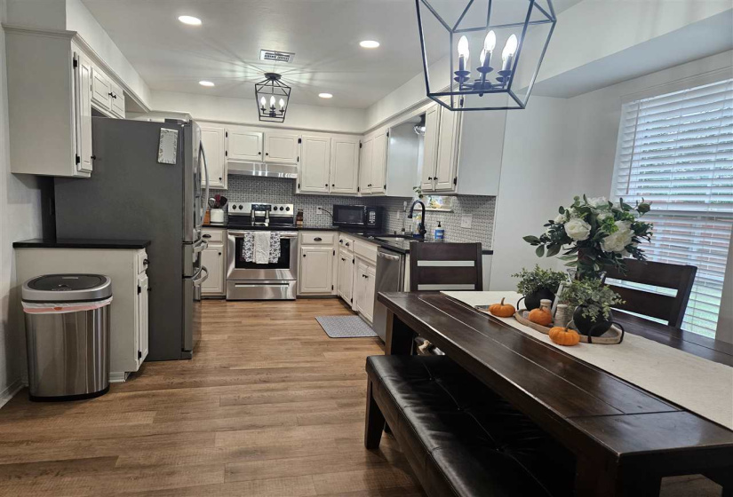 3 Bedrooms Bedrooms, 0 ,2 BathroomsBathrooms,Residential,Single Family,Westbrook,1,133122