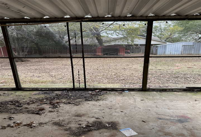 4 Bedrooms Bedrooms, 0 ,1 BathroomBathrooms,Residential,Single Family,Hickory,1,133123