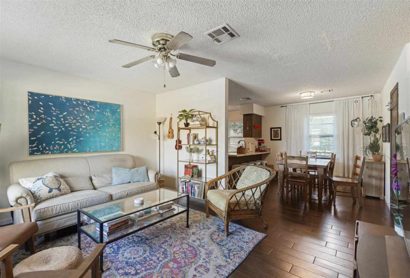 3 Bedrooms Bedrooms, 0 ,1 BathroomBathrooms,Residential,Single Family,Birch,1,133135