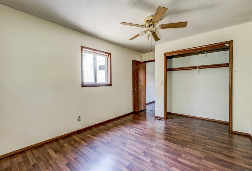 0 , 0 ,1 BathroomBathrooms,Multi-family,Duplex,McFarland,1,132371