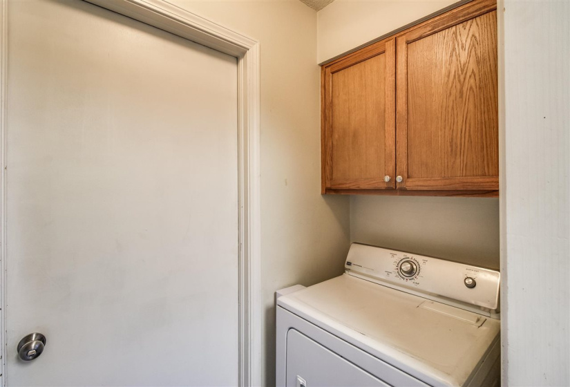 3 Bedrooms Bedrooms, 0 ,2 BathroomsBathrooms,Residential,Single Family,Skyline,1,133136