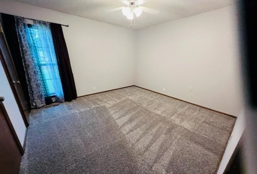 3 Bedrooms Bedrooms, 0 ,2 BathroomsBathrooms,Residential,Single Family,Celia,1,133148