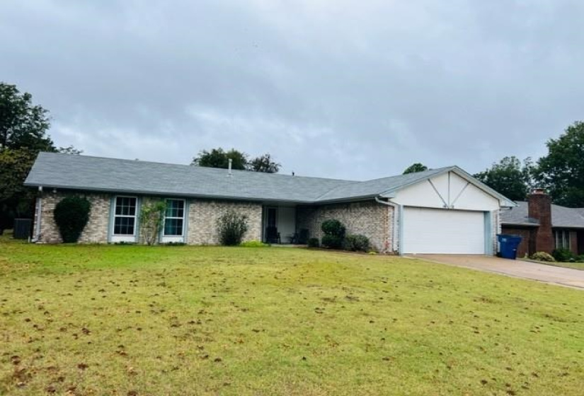 3 Bedrooms Bedrooms, 0 ,2 BathroomsBathrooms,Residential,Single Family,Celia,1,133148