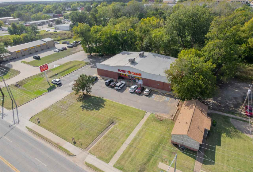 0 , 0 ,21 BathroomsBathrooms,Commercial/industrial,Industrial,Perkins,1,133158