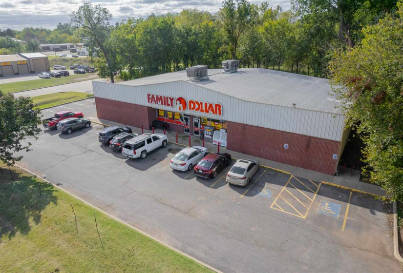 0 , 0 ,21 BathroomsBathrooms,Commercial/industrial,Industrial,Perkins,1,133158