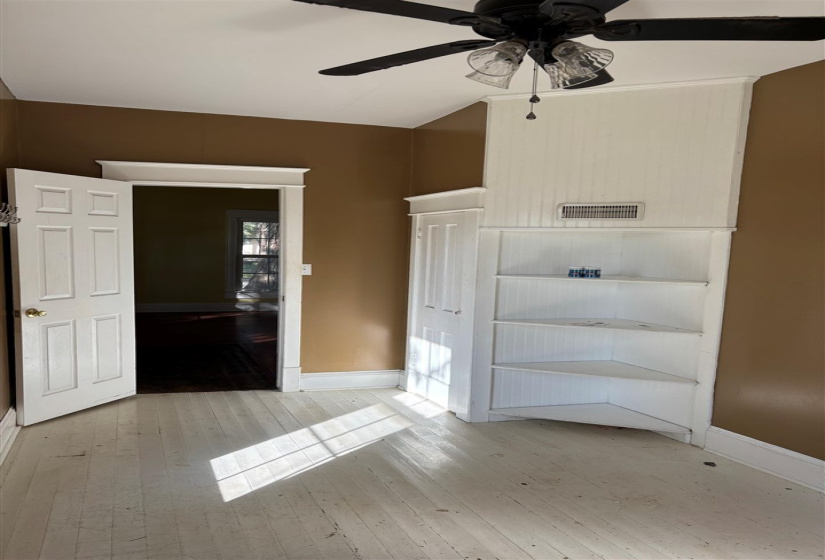 5 Bedrooms Bedrooms, 0 ,2 BathroomsBathrooms,Residential,Single Family,Cherokee,2,133163