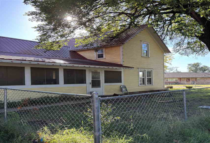 5 Bedrooms Bedrooms, 0 ,2 BathroomsBathrooms,Residential,Single Family,Cherokee,2,133163