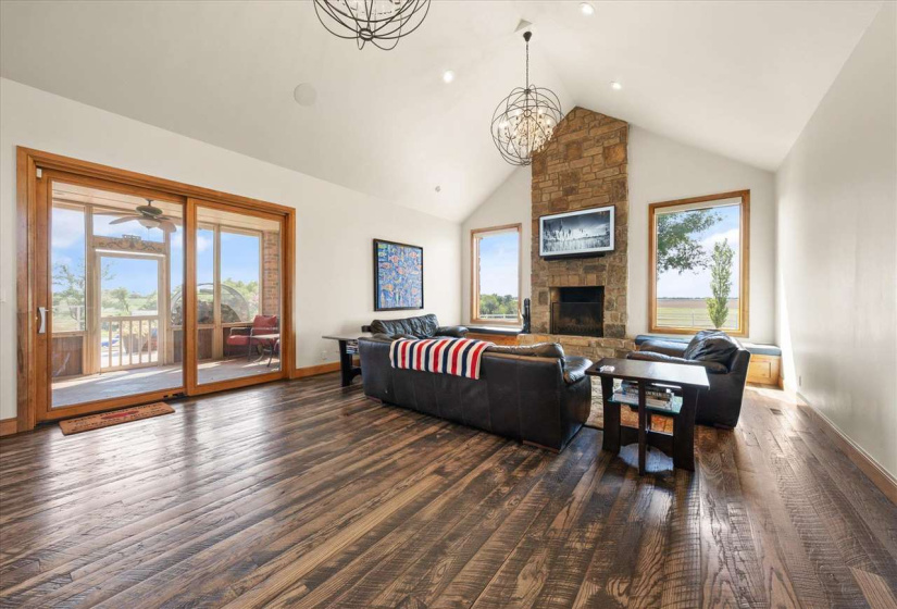 4 Bedrooms Bedrooms, 0 ,5 BathroomsBathrooms,Residential,Single Family,HWY 412,1.5,133165