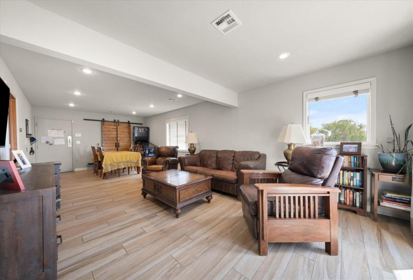 4 Bedrooms Bedrooms, 0 ,5 BathroomsBathrooms,Residential,Single Family,HWY 412,1.5,133165